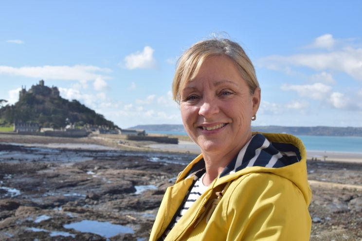 Alison Elliott