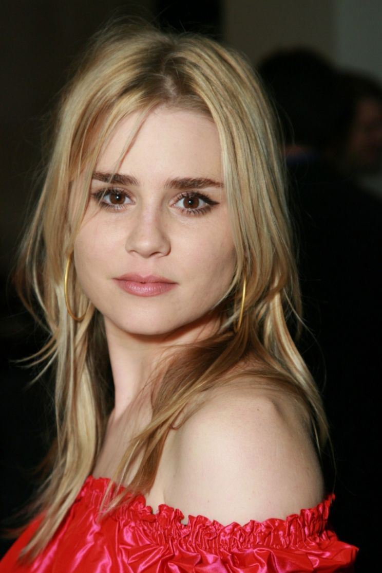 Alison Lohman