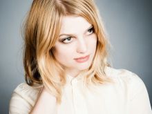 Alison Sudol