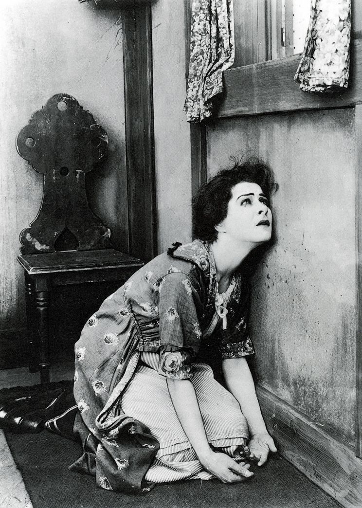 Alla Nazimova