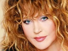 Alla Pugacheva