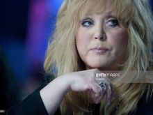 Alla Pugacheva