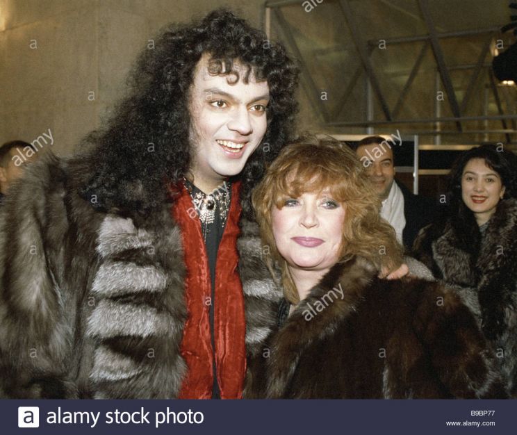 Alla Pugacheva