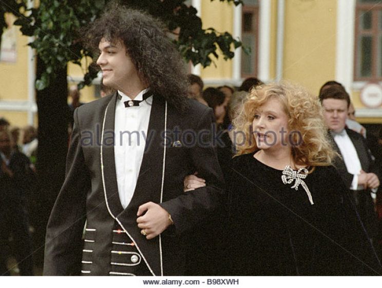 Alla Pugacheva