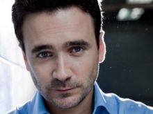 Allan Hawco