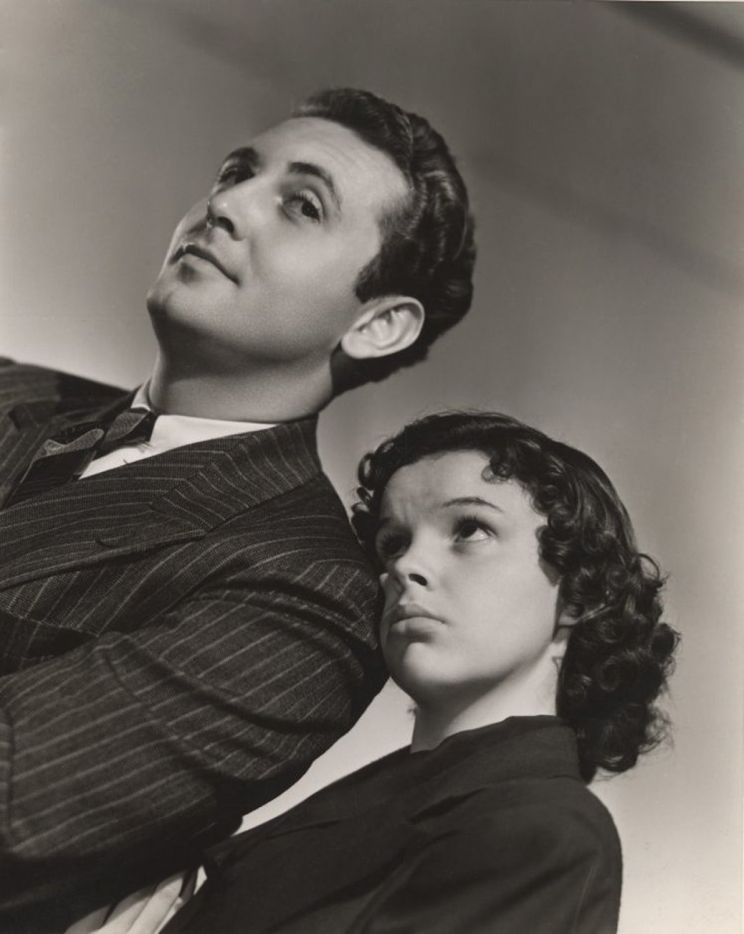 Allan Jones