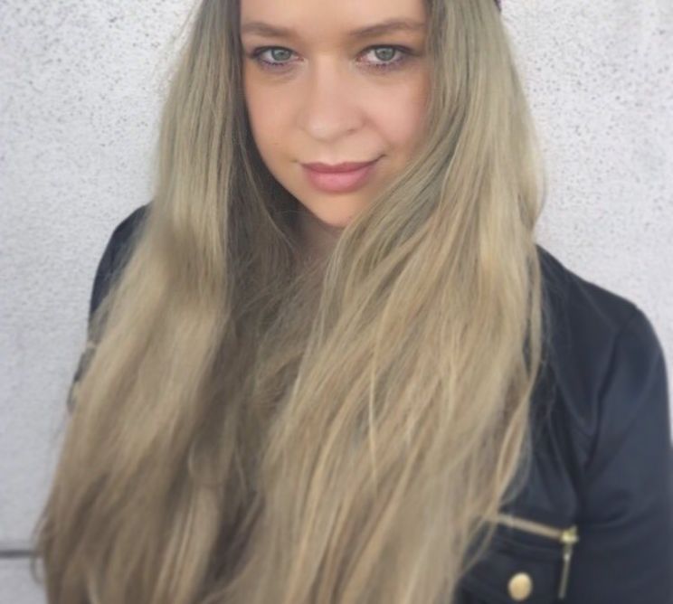 Alli McLaren