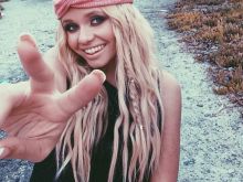 Alli Simpson