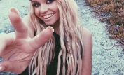 Alli Simpson