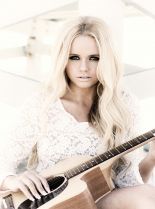 Alli Simpson