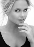 Alli Simpson