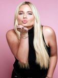 Alli Simpson