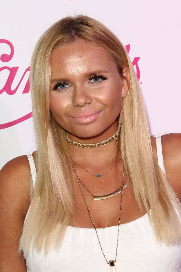 Alli Simpson