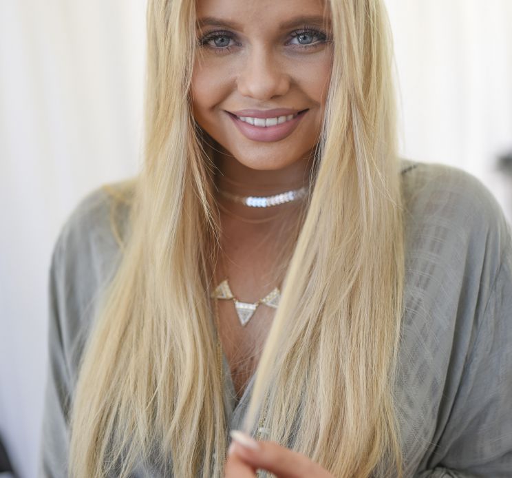 Alli Simpson