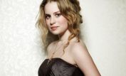 Allie Grant