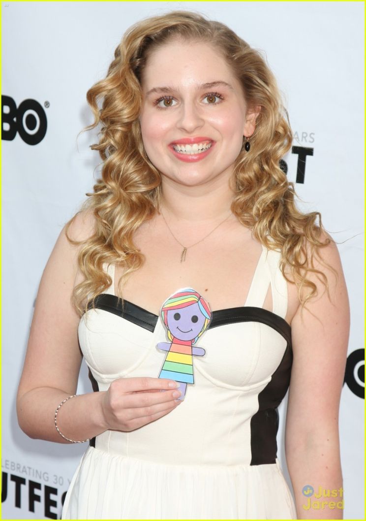 Allie Grant