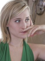 Allison Mack