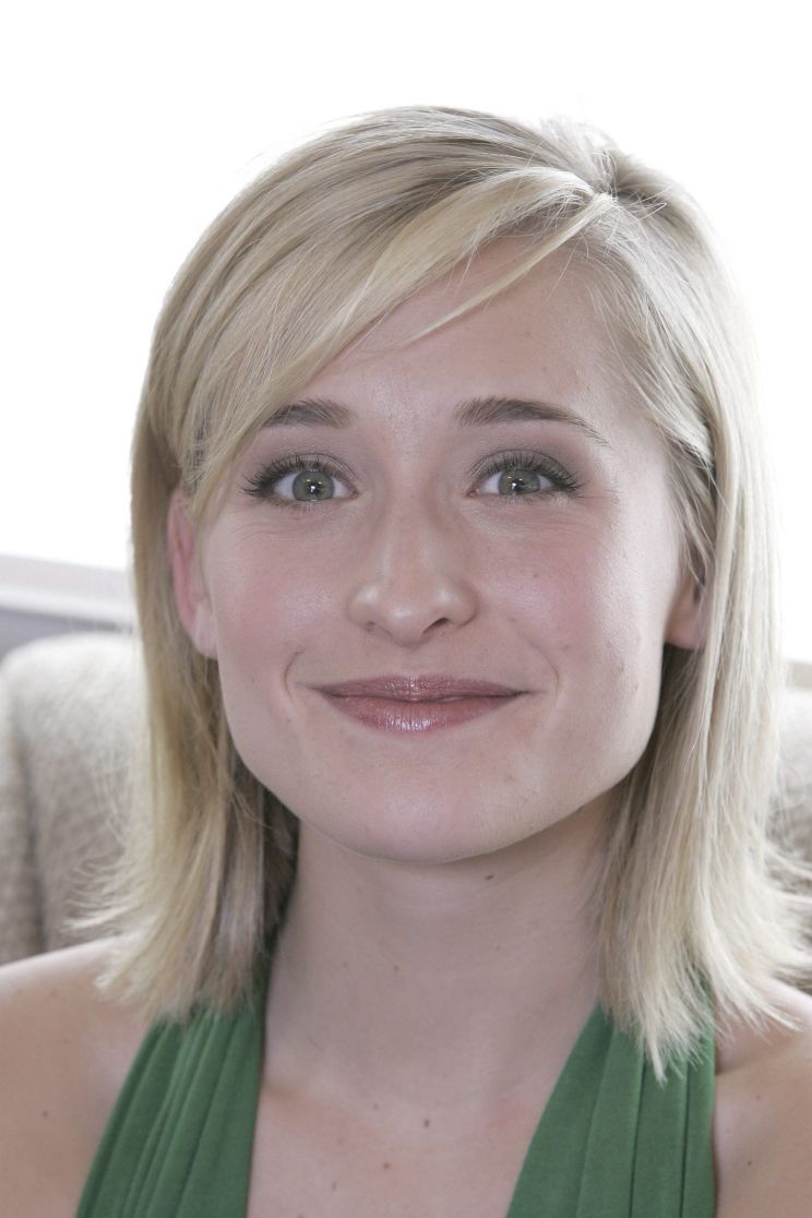 Allison Mack