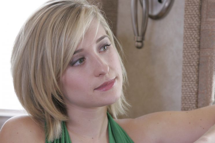 Allison Mack