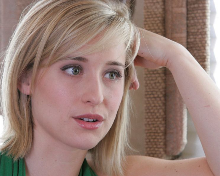 Allison Mack