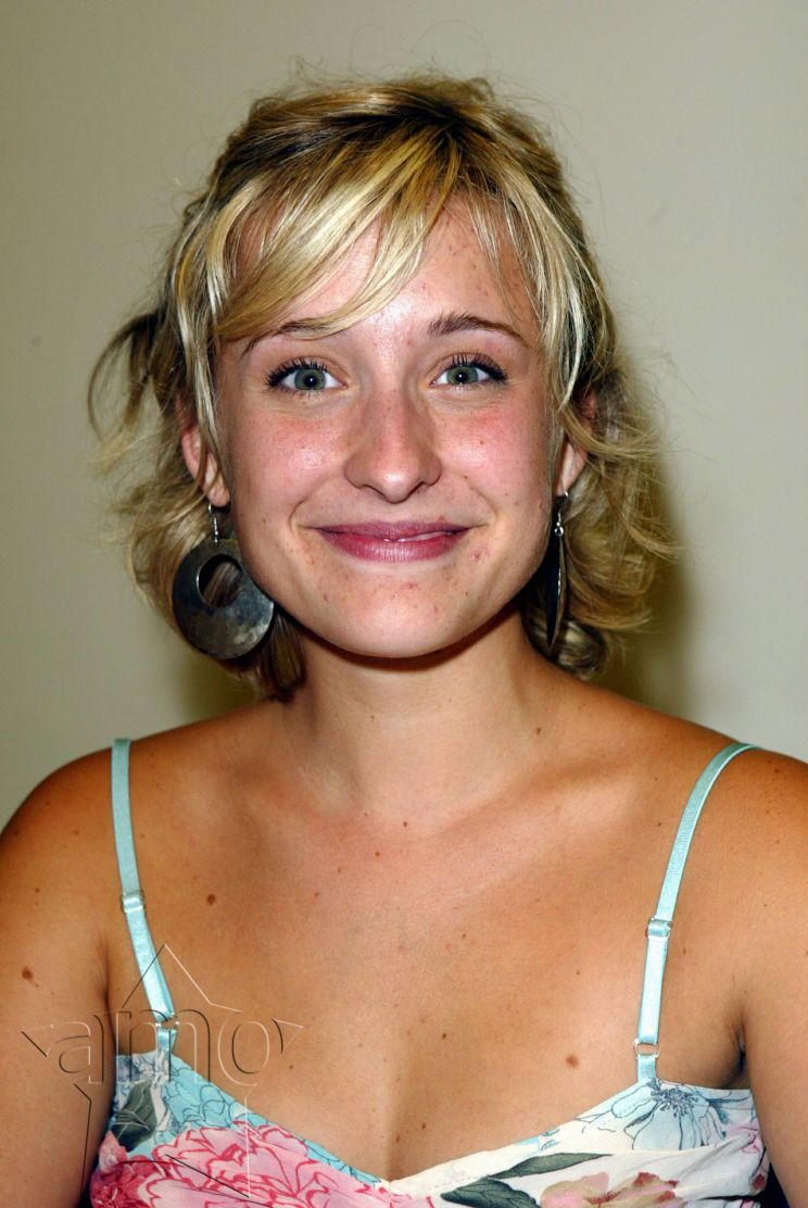 Allison Mack