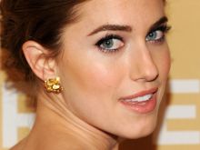 Allison Williams