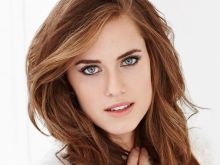 Allison Williams