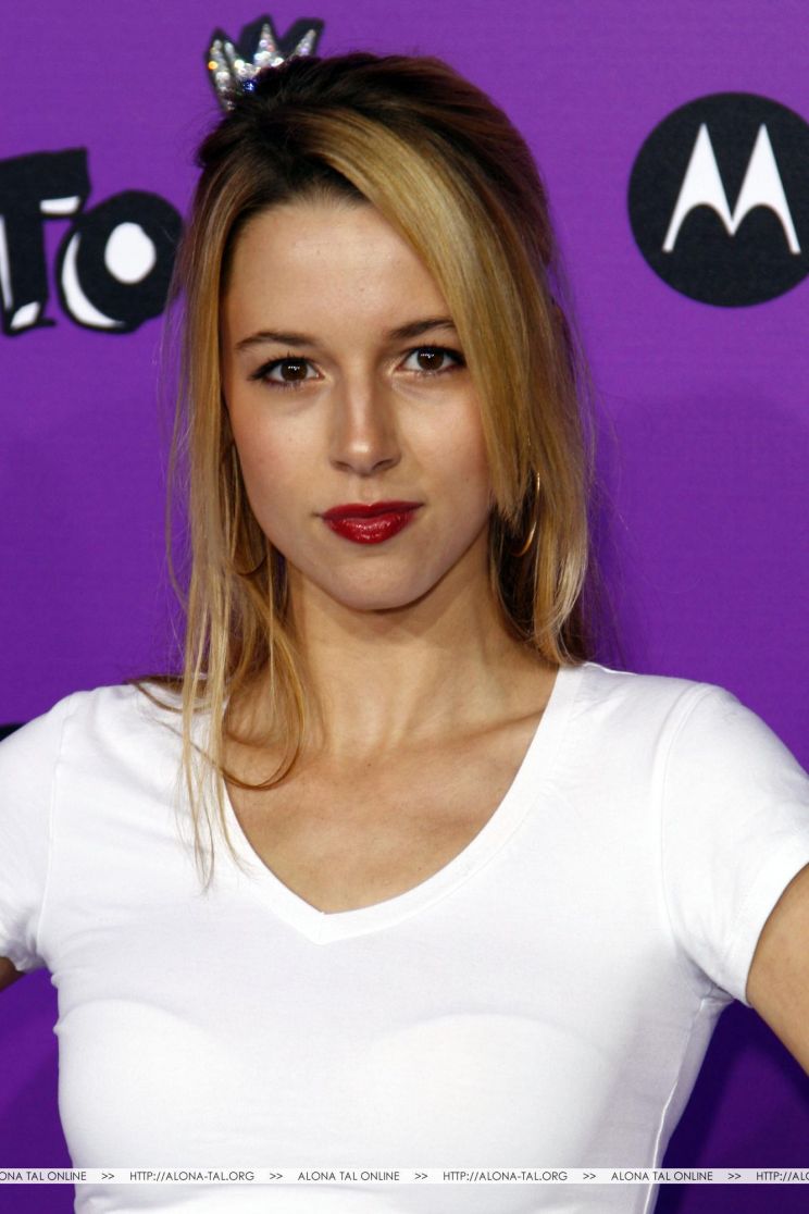 Alona Tal