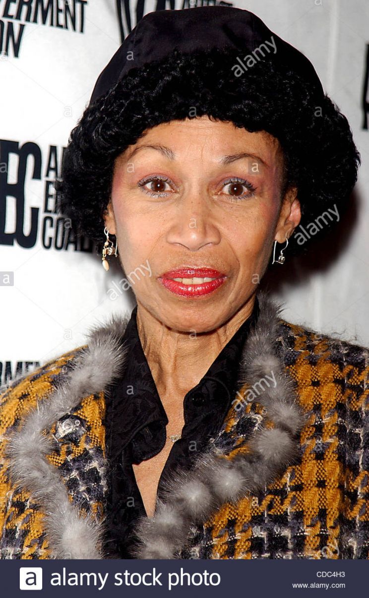Altovise Davis