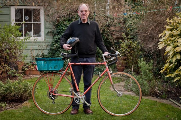 Alun Armstrong