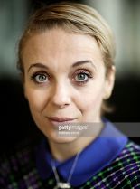 Amanda Abbington