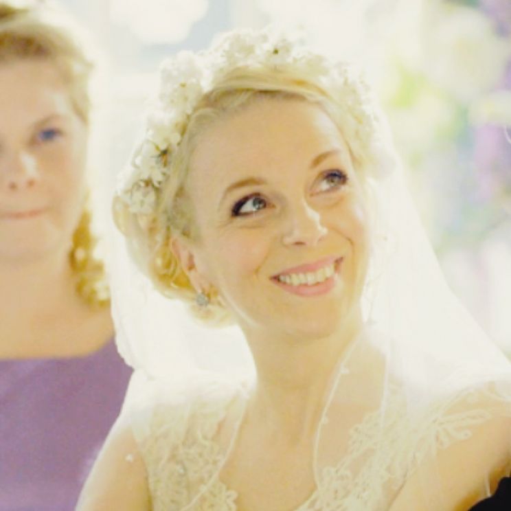 Amanda Abbington