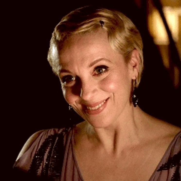 Amanda Abbington