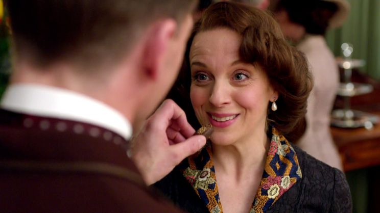 Amanda Abbington