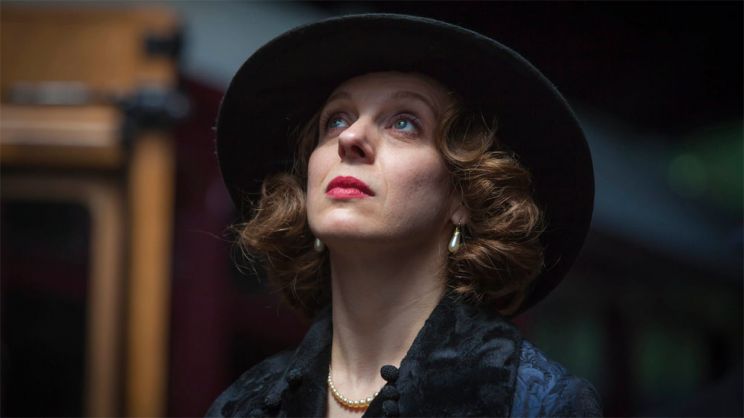 Amanda Abbington