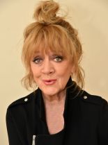 Amanda Barrie