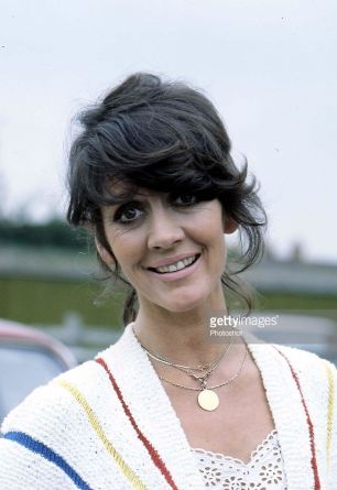 Amanda Barrie