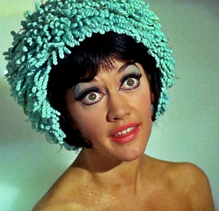 Amanda Barrie