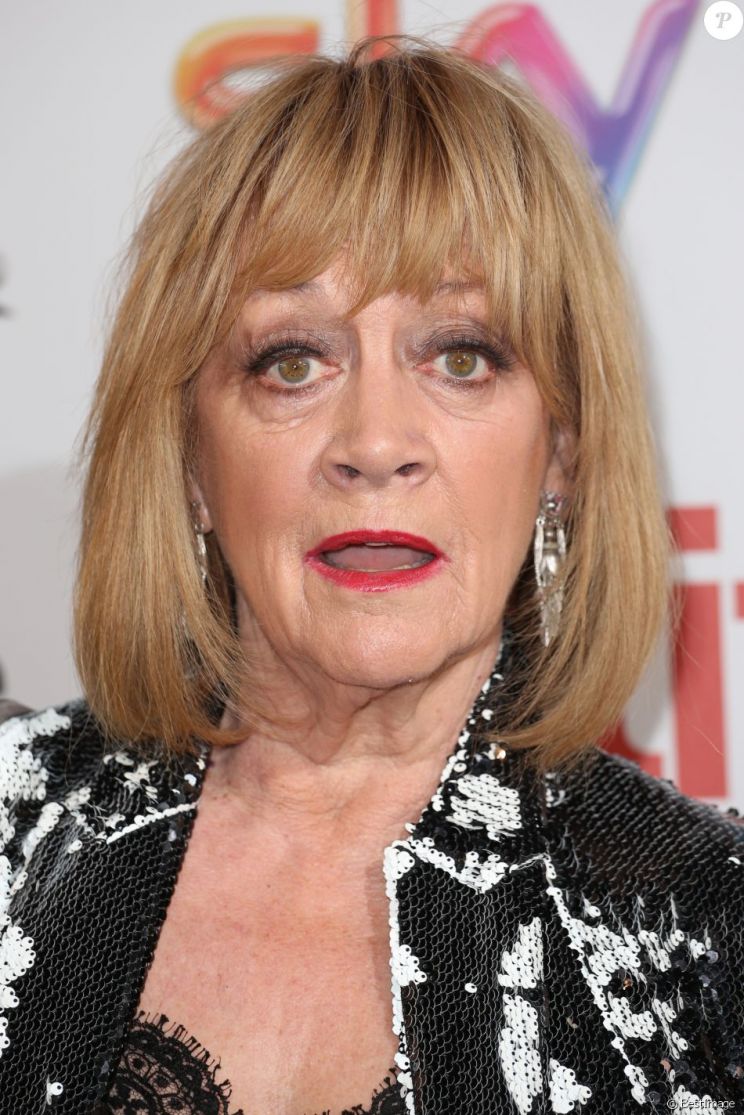 Amanda Barrie