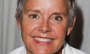 Amanda Bearse