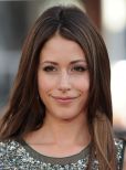 Amanda Crew