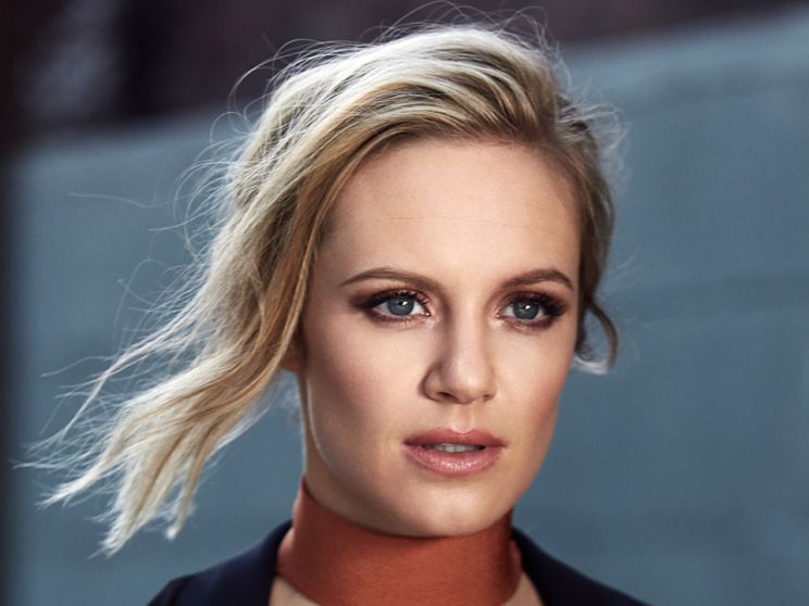 Amanda Cryer