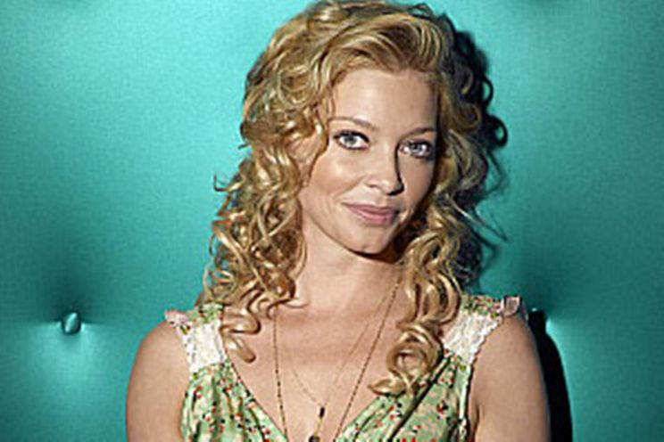 Amanda Detmer