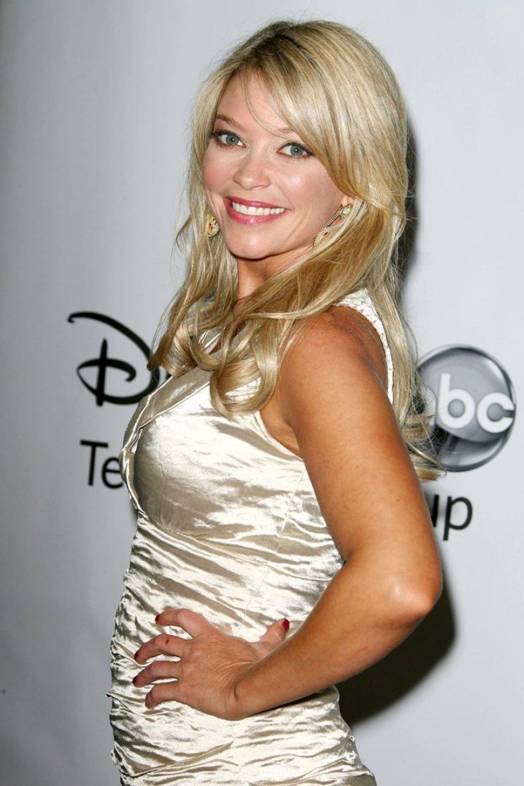 Amanda Detmer