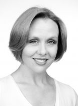 Amanda Douge