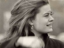 Amanda Elwes