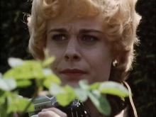 Amanda Elwes