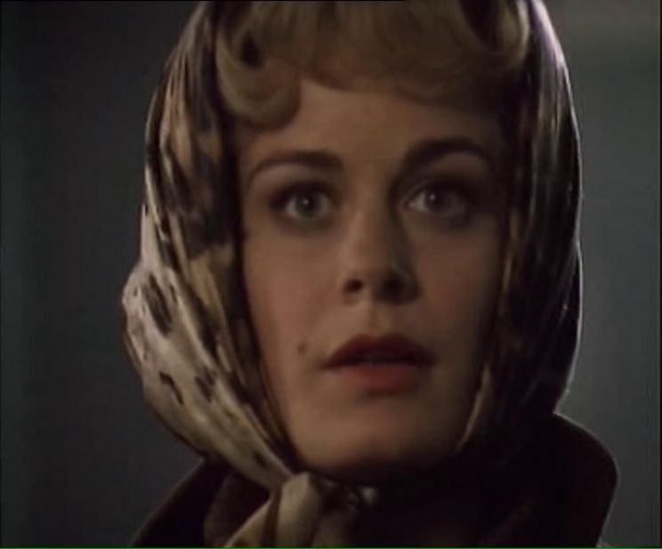 Amanda Elwes
