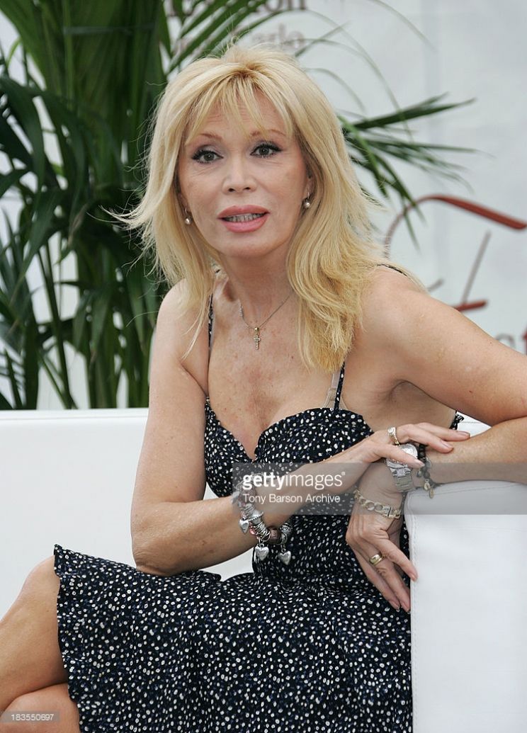 Amanda Lear