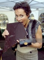 Amanda Mealing